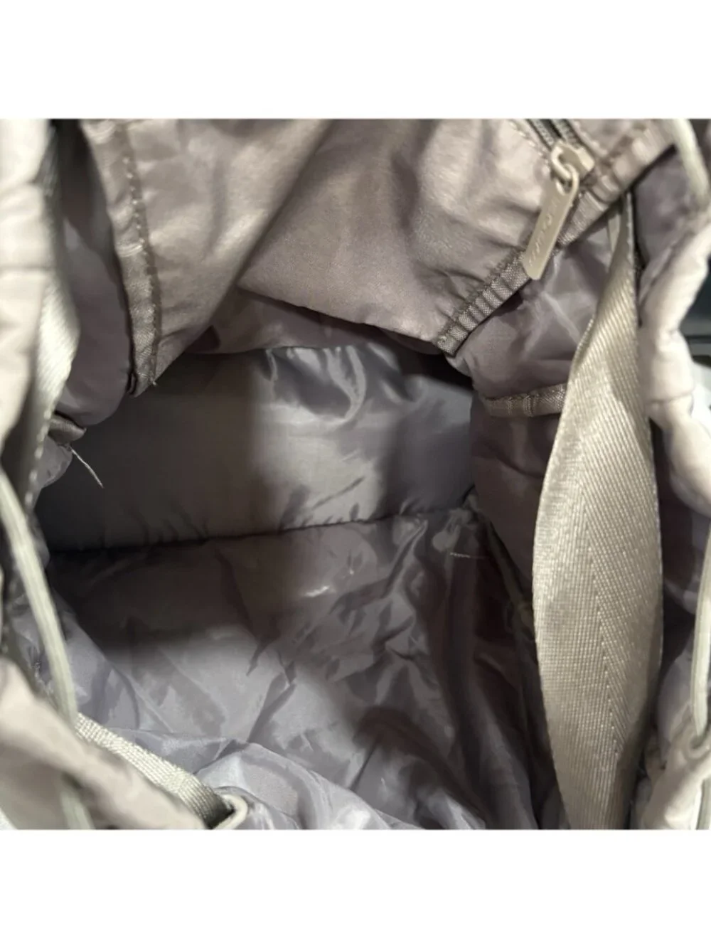 Beyond Yoga tan Medium Drawstring Gym Backpack w/ Zipper Pocket, Logo Strap
